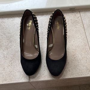 Black suede Massimo pumps size 6